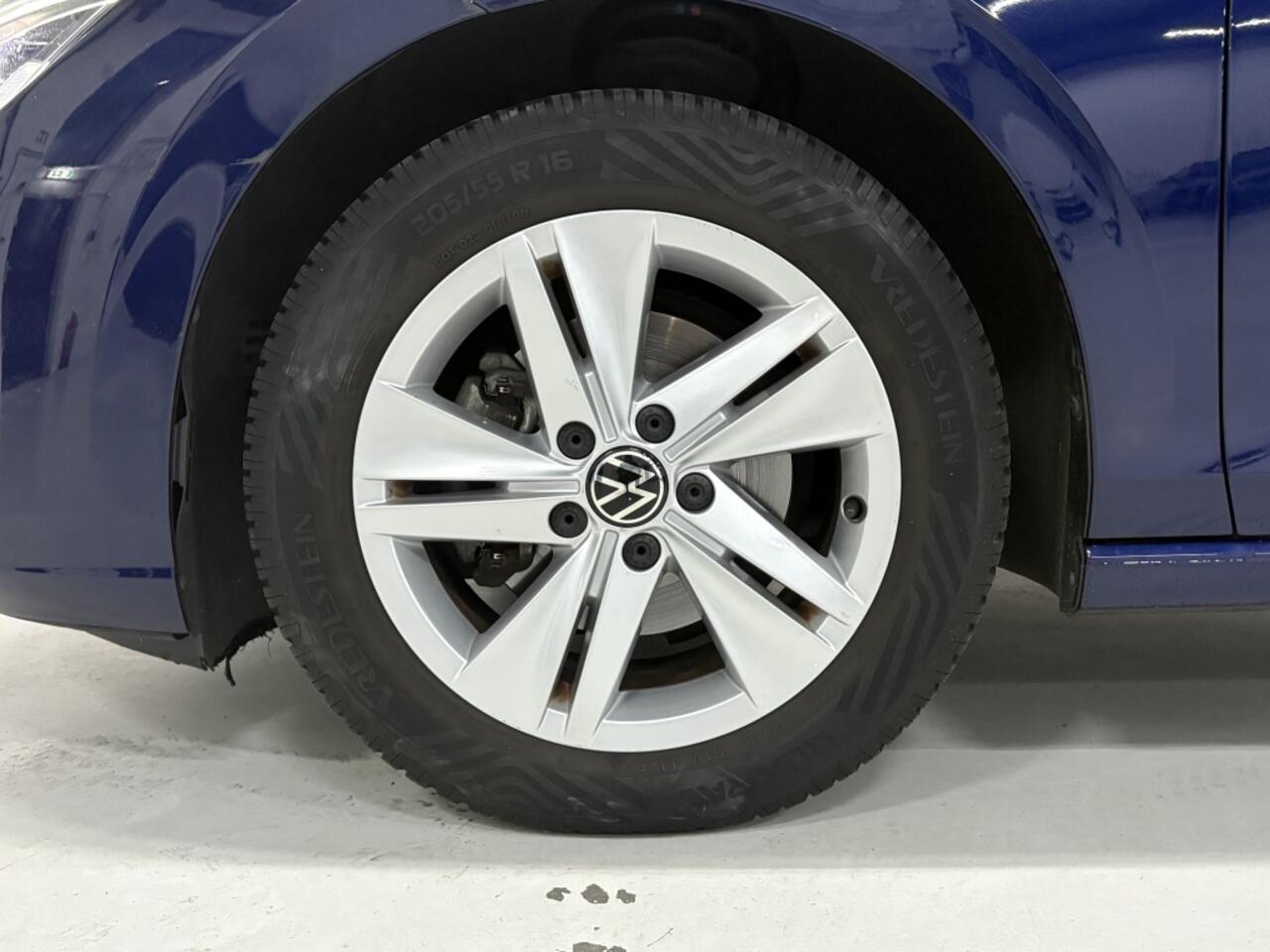 Volkswagen GOLF 1.0 TSI Life *Pano*Digi.Dash*Camera*Keyless*