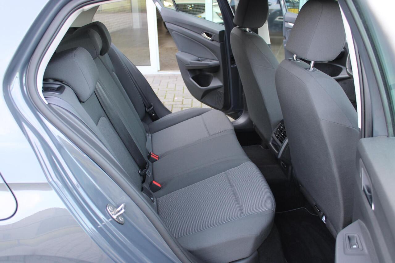 Volkswagen GOLF 1.0 TSI Golf Led/Apple Android/Pdc Incl Garantie!!