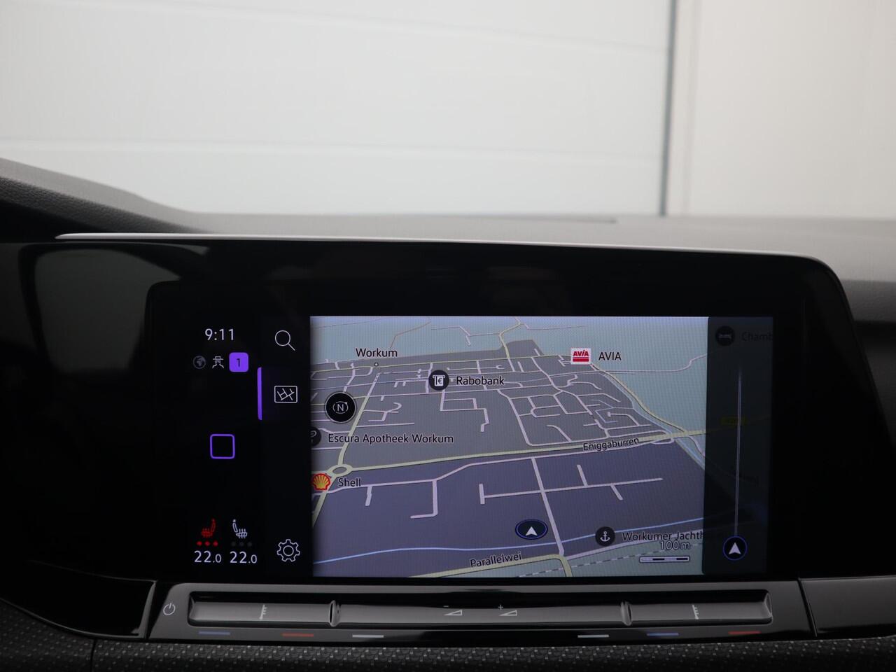 Volkswagen GOLF 1.5 TSI R-Line Business PANORAMADAK / FULL IQ LED / CARPLAY / STOELVERW / STUURVERW / DAB+ / ACC / BLUETOOTH / SFEER