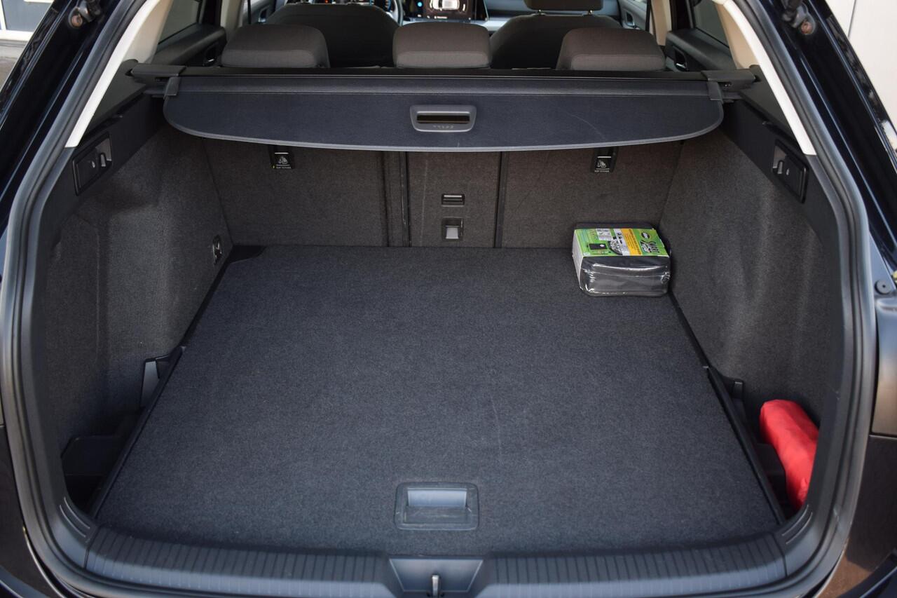 Volkswagen GOLF Variant 1.0 TSI Life | Apple CarPlay | ACC | Climate | 17" LM | NAP