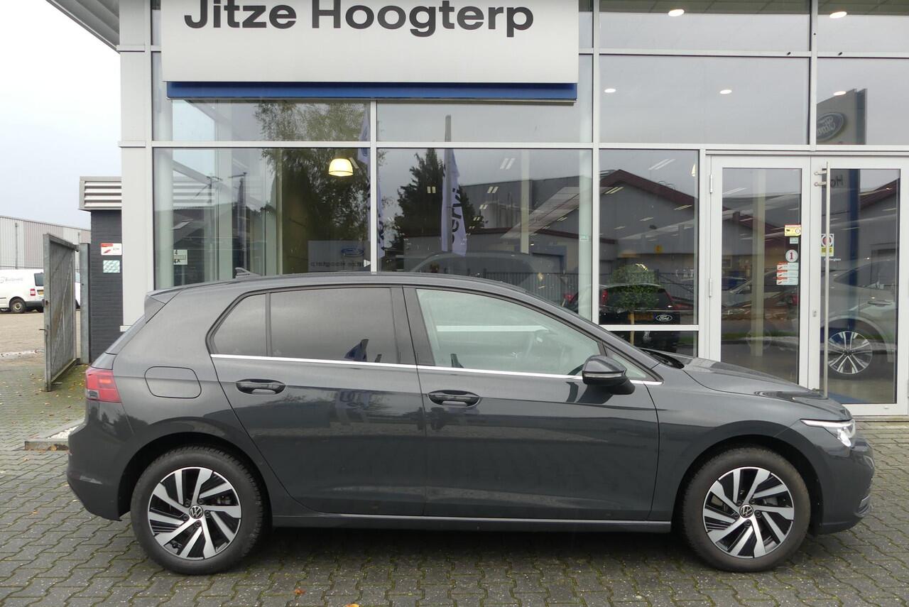 Volkswagen GOLF 1.4 eHybrid Style WINTER PACK, MEMORY STOEL, ALCANTARA, ADAPT. CRUISE, CLIMA, NAVI, CAMERA, 55.731KM