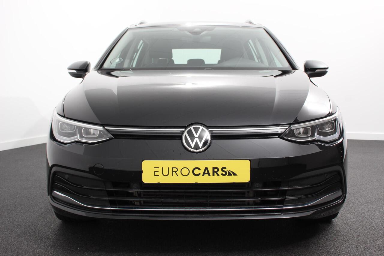 Volkswagen GOLF Variant 1.5 eTSI 150pk DSG Style | Navigatie | Apple Carplay/Android Auto | Adaptive Cruise Control | Parkeersensoren | Camera | Stoel-en stuurverwarming | Blind Spot Assist | Ledverlichting voor
