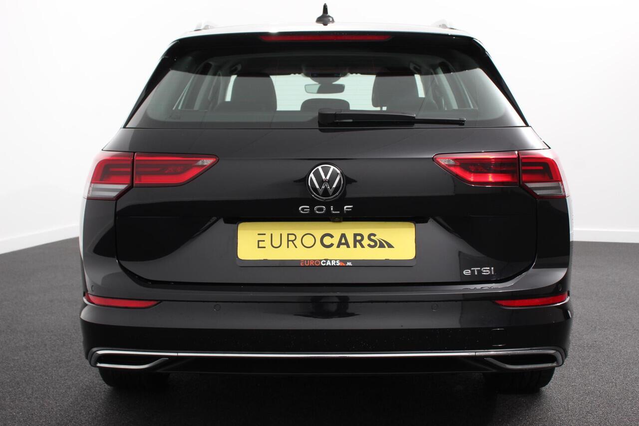 Volkswagen GOLF Variant 1.5 eTSI 150pk DSG Style | Navigatie | Apple Carplay/Android Auto | Adaptive Cruise Control | Parkeersensoren | Camera | Stoel-en stuurverwarming | Blind Spot Assist | Ledverlichting voor