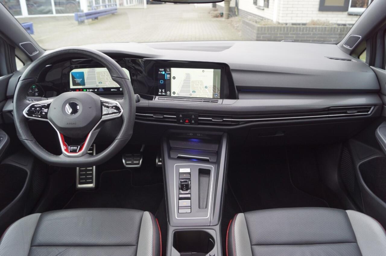 Volkswagen GOLF GTI 2.0 TSI (245pk) DSG Alle Opties!! Pano/Leer/IQ Light/Trekhaak/DCC