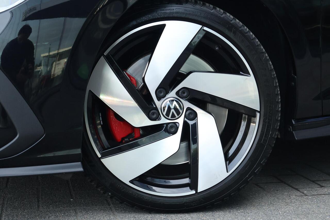 Volkswagen GOLF 2.0 TSI GTI / Carplay / Camera / Stoelverw