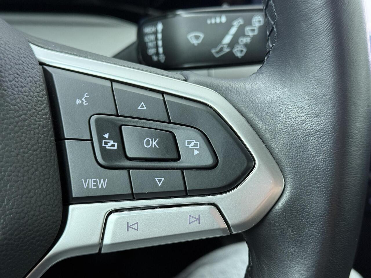 Volkswagen GOLF 1.0 TSI Life | 110 PK | Trekhaak | Adaptive cruise control | Apple Carplay/Android Auto |