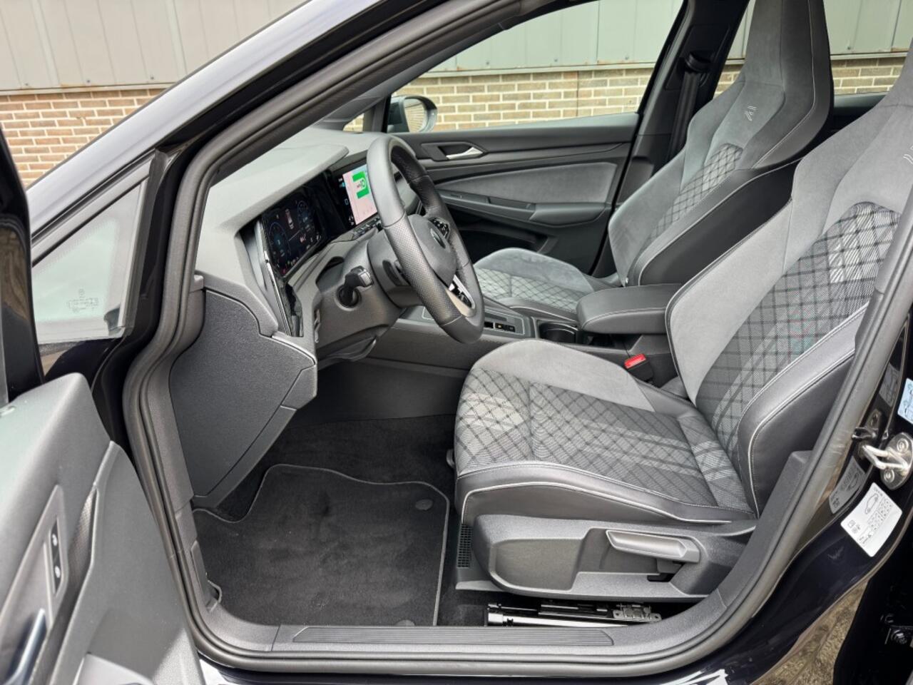 Volkswagen GOLF 1.5 ETSI R-LINE BUSINESS DSG