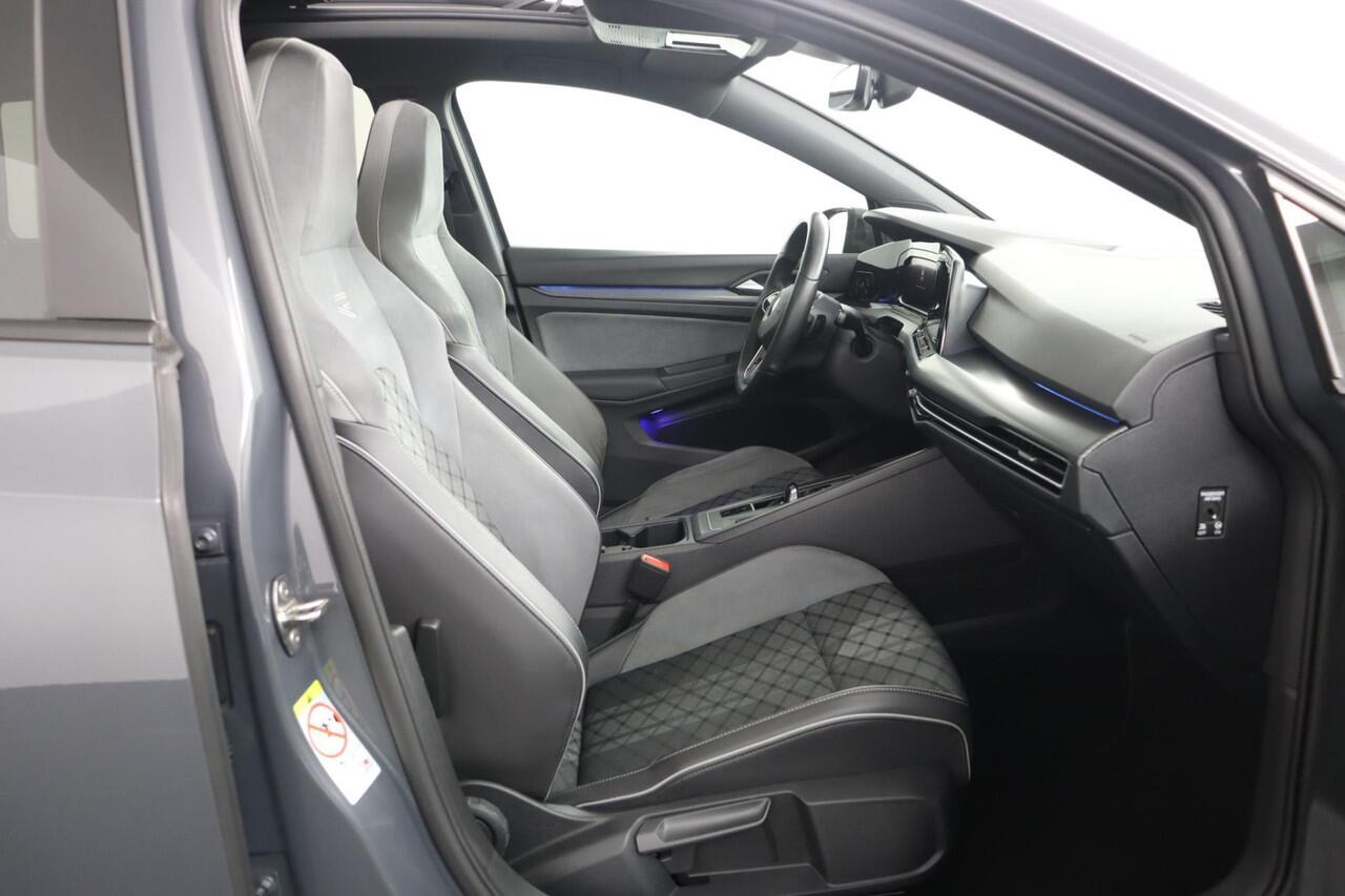 Volkswagen GOLF Variant 2.0 TDI R-Line Business | Automaat | Pano | IQ-Light | Bomvol | Keyless | Stoel & Stuurverwarming