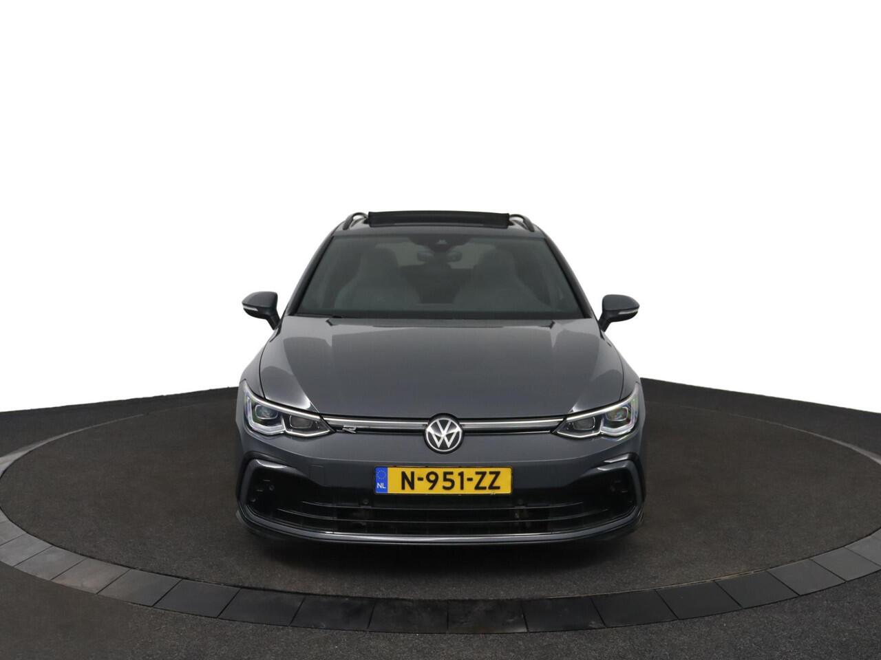 Volkswagen GOLF Variant 2.0 TDI R-Line Business | Automaat | Pano | IQ-Light | Bomvol | Keyless | Stoel & Stuurverwarming