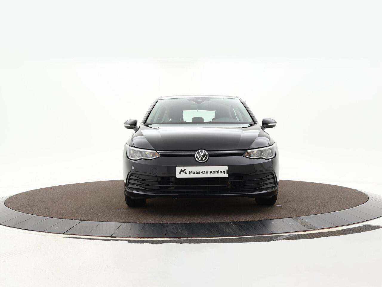Volkswagen GOLF 1.0 TSI 110pk Life · Apple/Android Car Play · P-Sensoren · Draadloos Opladen · DAB · 16'' Inch ·