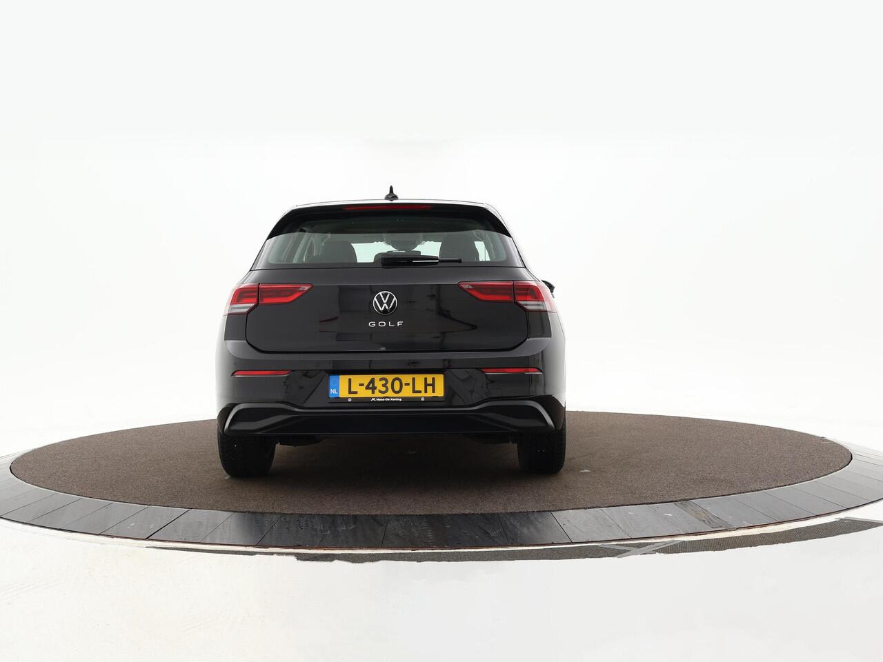 Volkswagen GOLF 1.0 TSI 110pk Life · Apple/Android Car Play · P-Sensoren · Draadloos Opladen · DAB · 16'' Inch ·