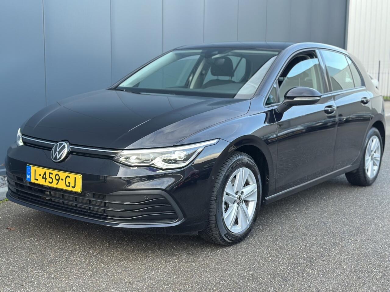 Volkswagen GOLF 1.5 TSI Life Business