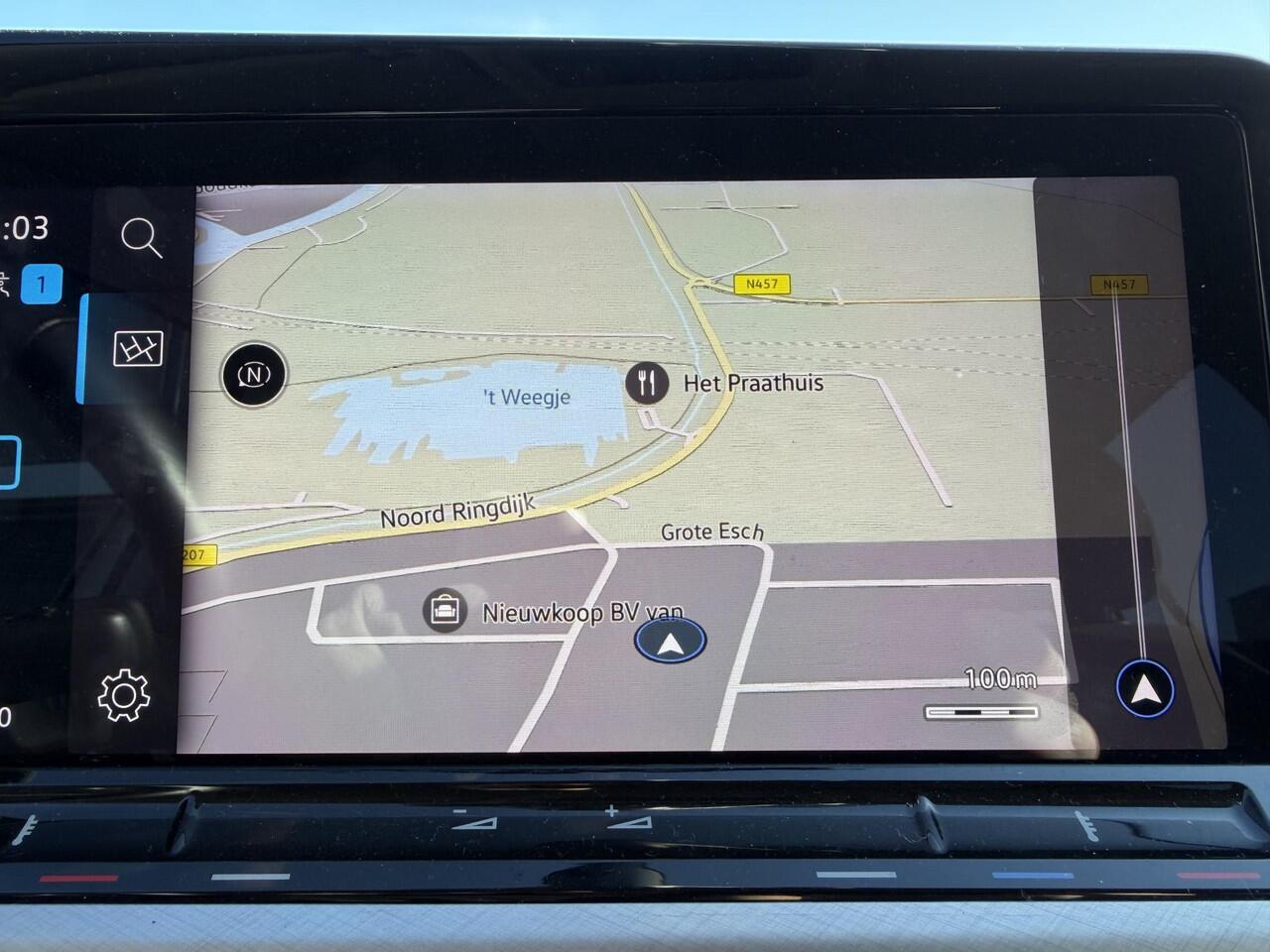 Volkswagen GOLF Variant 1.0 eTSI Life Memory seat, LED, Carplay