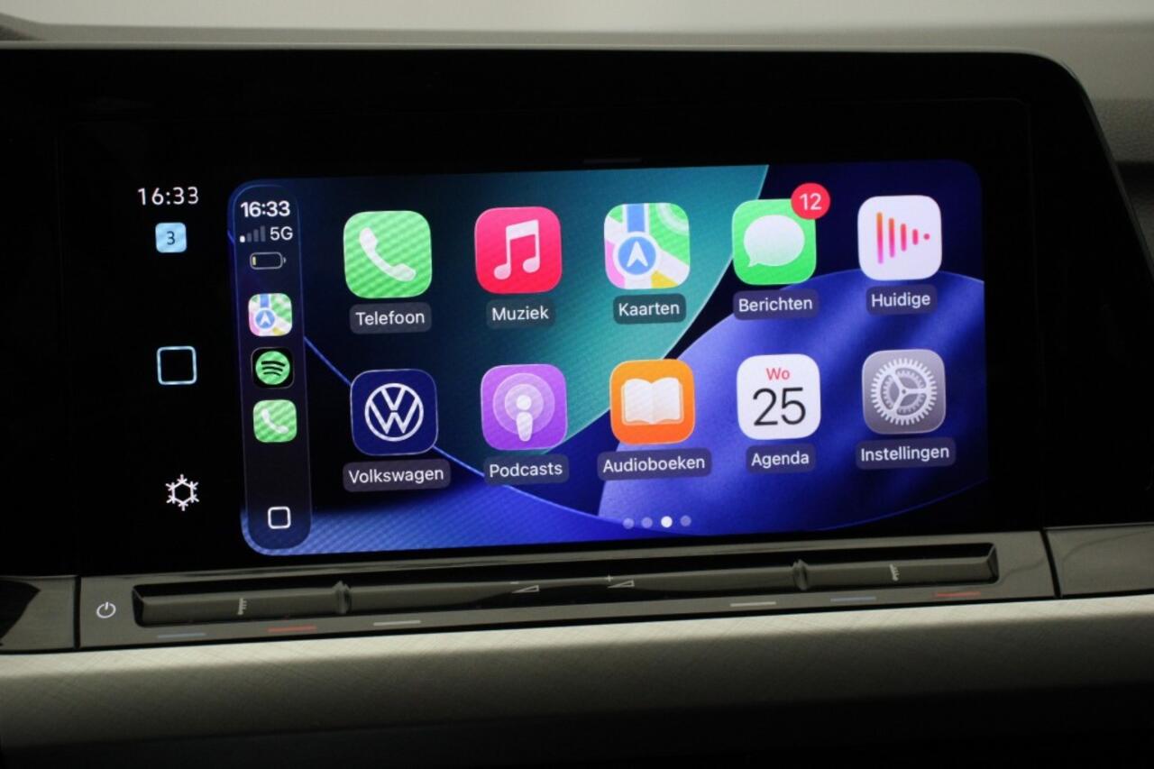 Volkswagen GOLF Variant 1.5 TSI Life Business - Digitaal Cockpit, Carplay, Stoelverw. Afn. Trekhaak