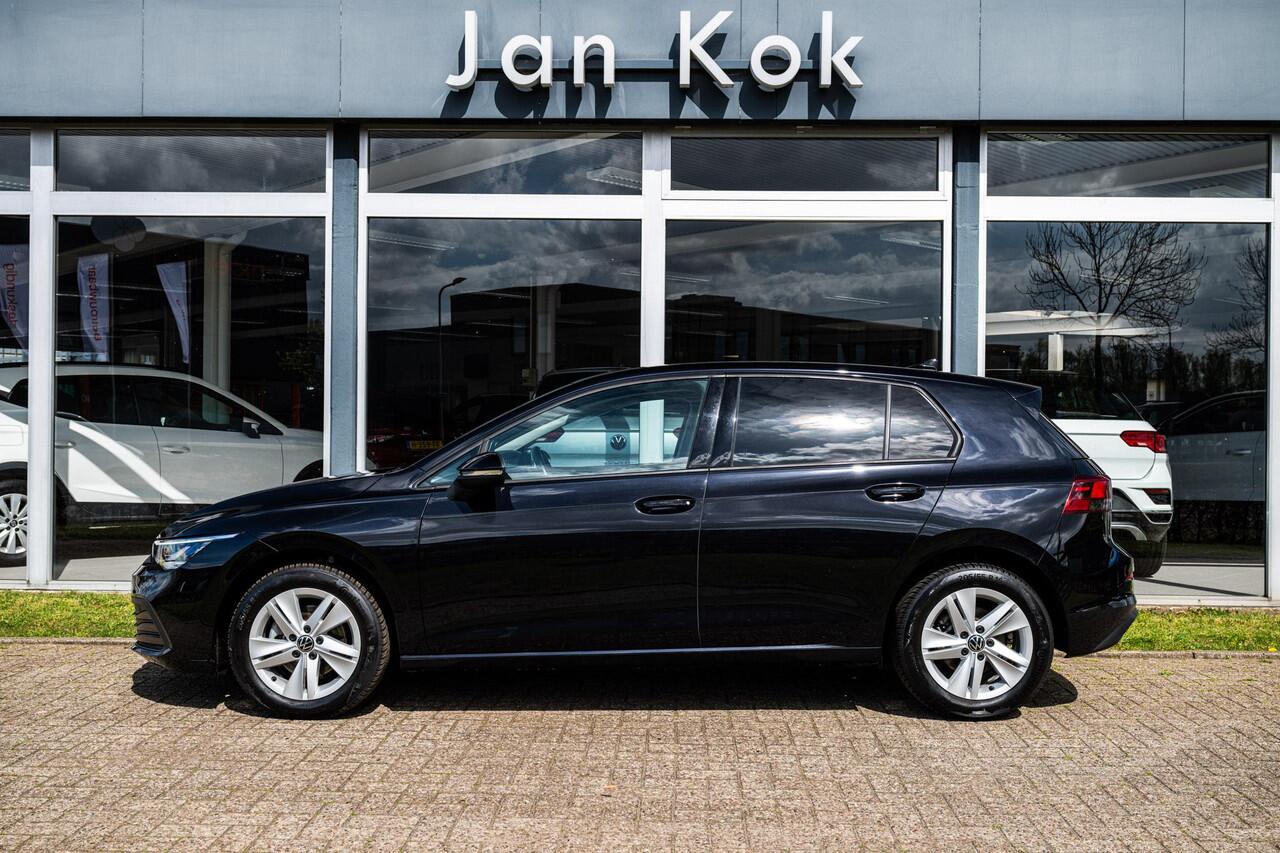 Volkswagen GOLF 1.0 TSi 110 pk Life | Parkeersensoren | Virtual Cockpit | Lichtmetaal
