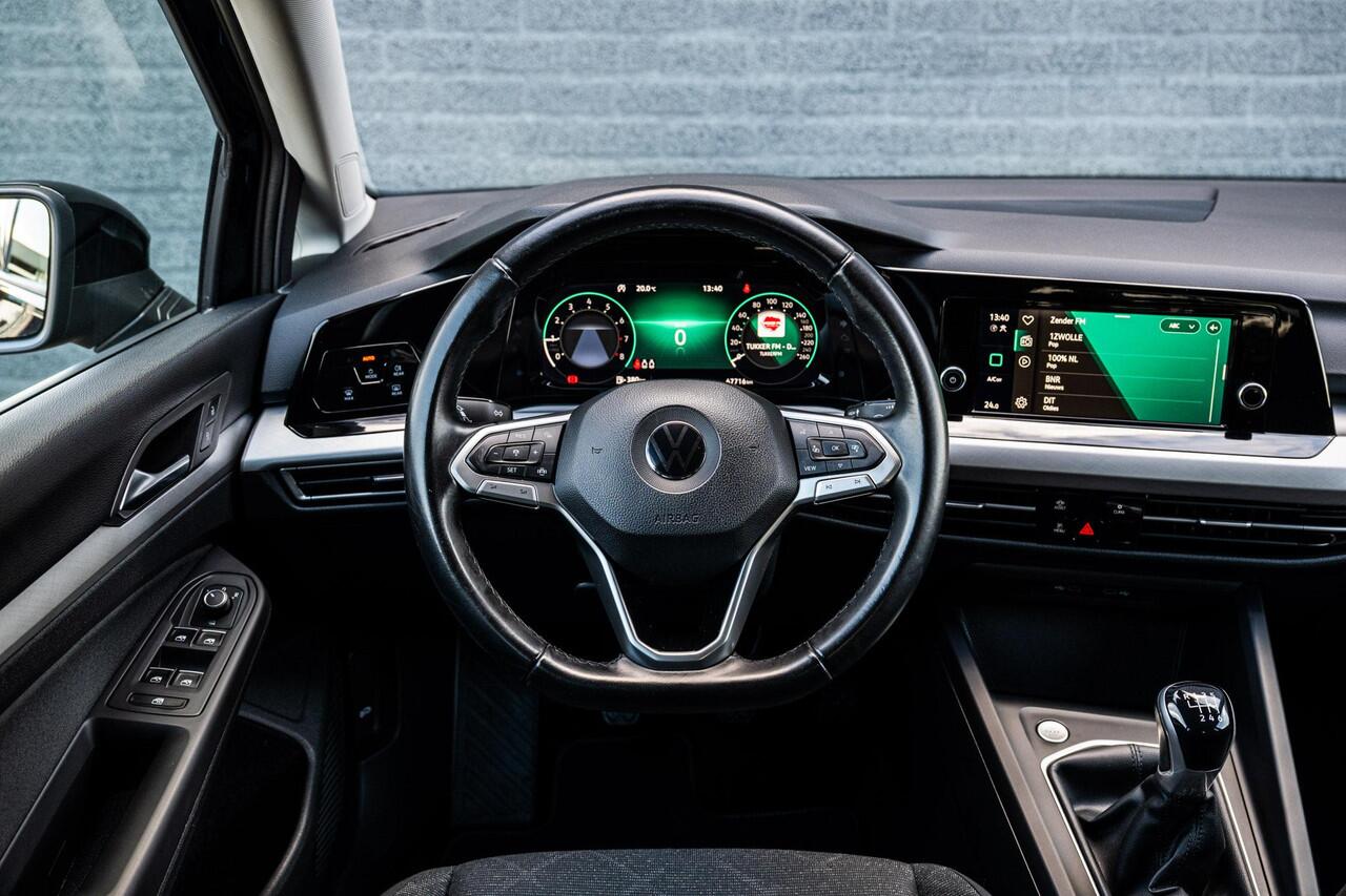 Volkswagen GOLF 1.0 TSi 110 pk Life | Parkeersensoren | Virtual Cockpit | Lichtmetaal