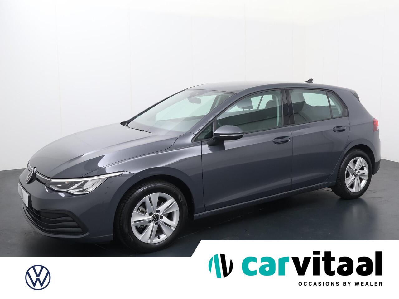 Volkswagen GOLF 1.0 eTSI Life | 110 PK | Virtual display | Multifunctioneel stuurwiel | Achteruitrij camera