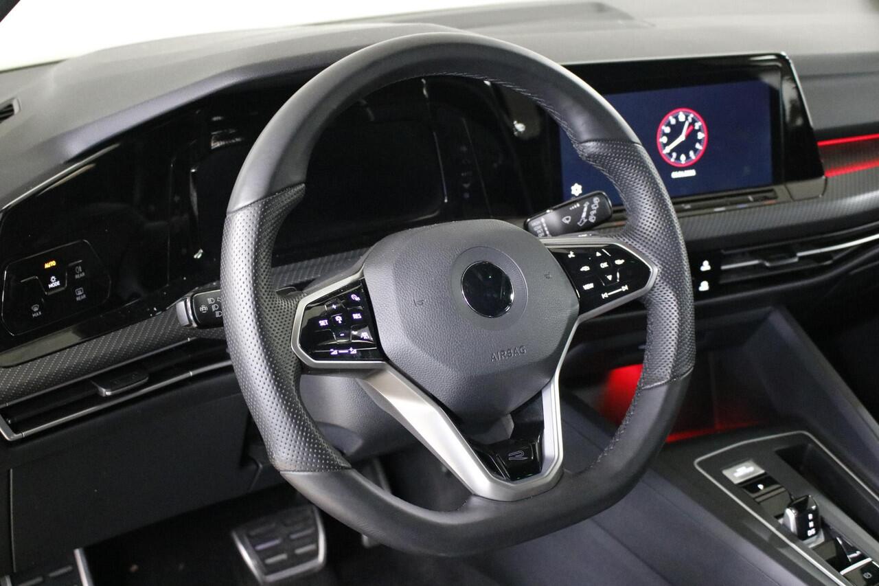 Volkswagen GOLF 1.5 eTSI R-Line Business+ Mild Hybride | Carplay | LED | Sfeerverl | DAB.