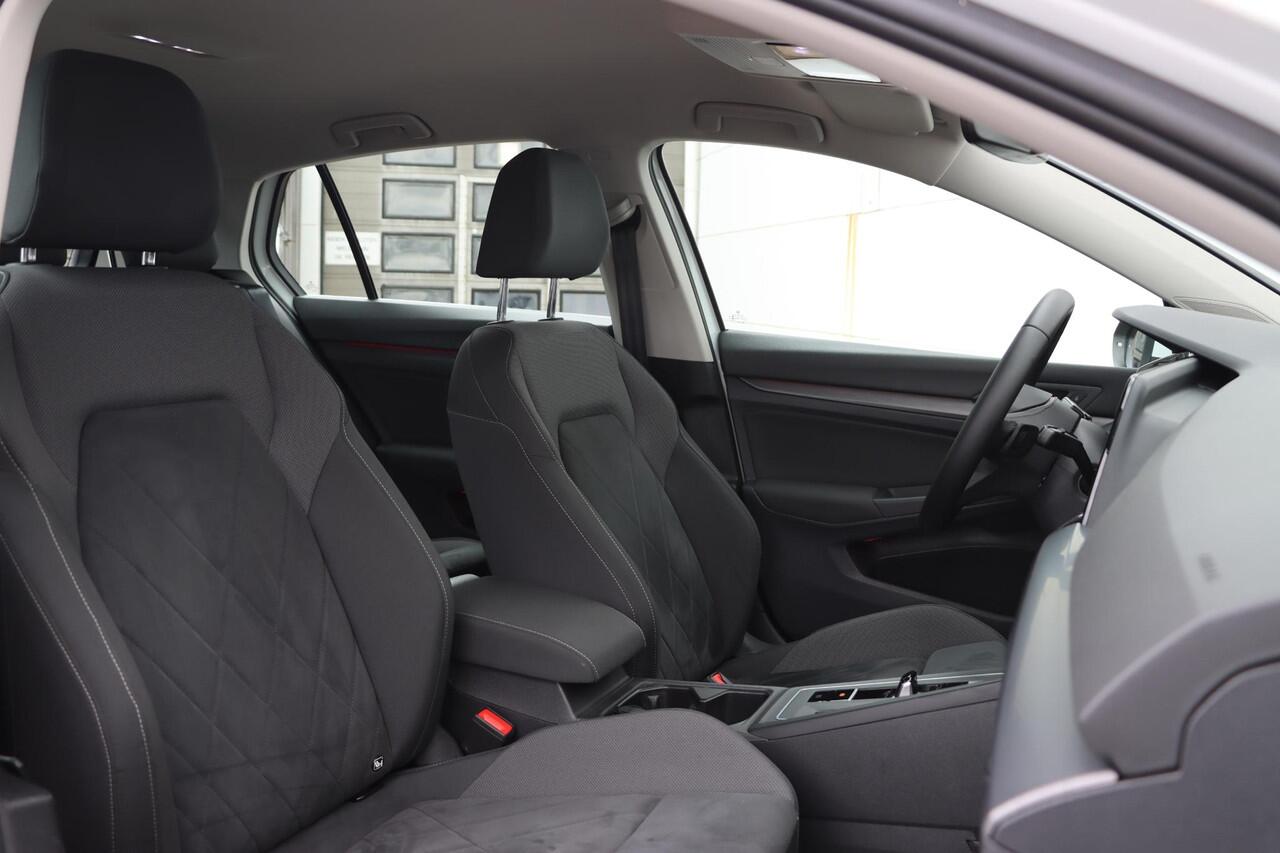 Volkswagen GOLF 1.4 eHybrid Style 204pk DSG6