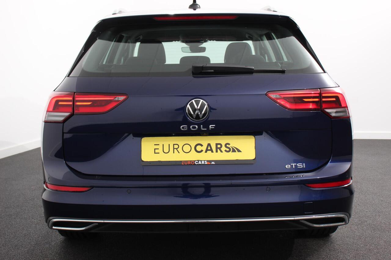 Volkswagen GOLF Variant 1.5 eTSI 150pk DSG Style | Navigatie | Apple Carplay/Android Auto | Climate Control | Camera | Parkeersensoren | Park Assist | Adaptive Cruise control | Wegklapbare trekhaak | Stoel- en stuurverwarming | Climatronic | Virtual Cockpit