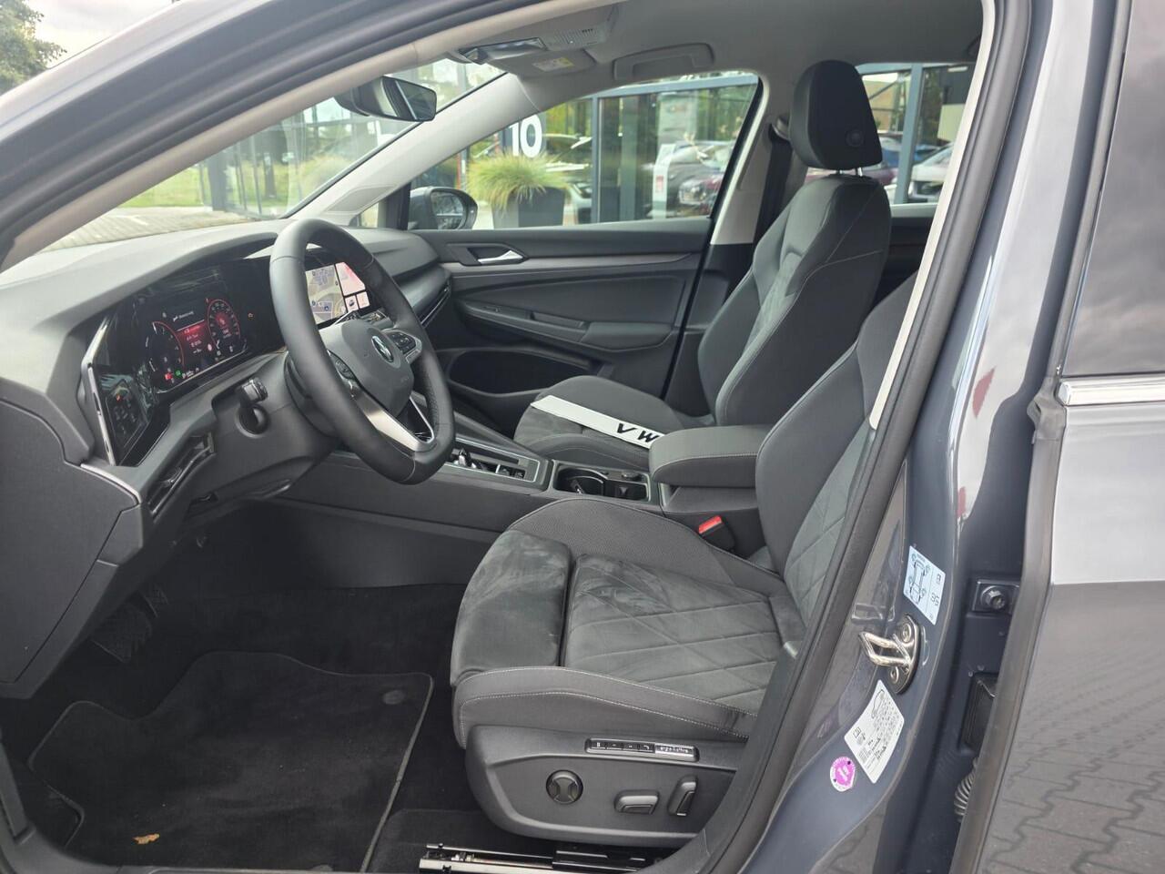 Volkswagen GOLF 1.4 eHybrid Plug-In Style *Trekhaak & ACC*