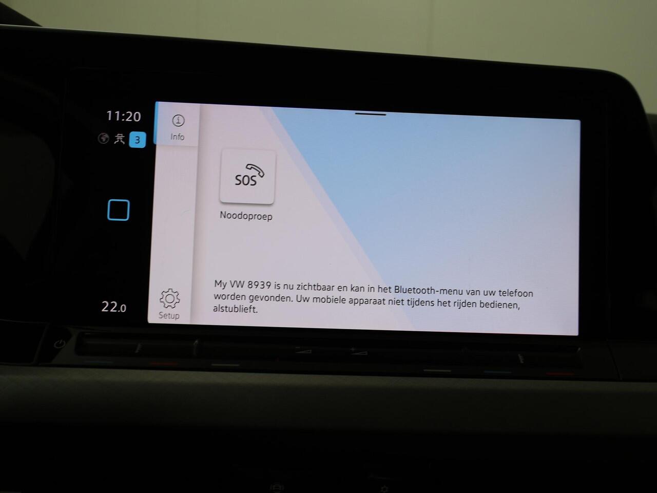 Volkswagen GOLF 1.0 TSI Life | 110 PK | Achteruitrijcamera | Navigatiesysteem | Adaptive cruise control |