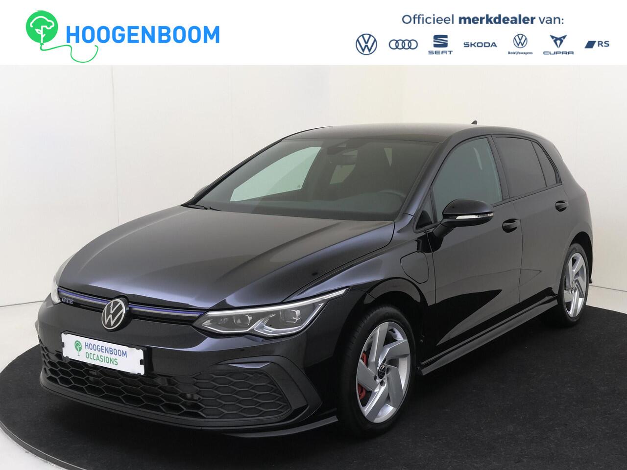 Volkswagen GOLF 1.4 eHybrid GTE | Stoel- en stuurwielverwarming | Navigatie | Adaptieve cruise control | 3-zone airco | Sfeerverlichting | LED Plus verlichting | CarPlay |