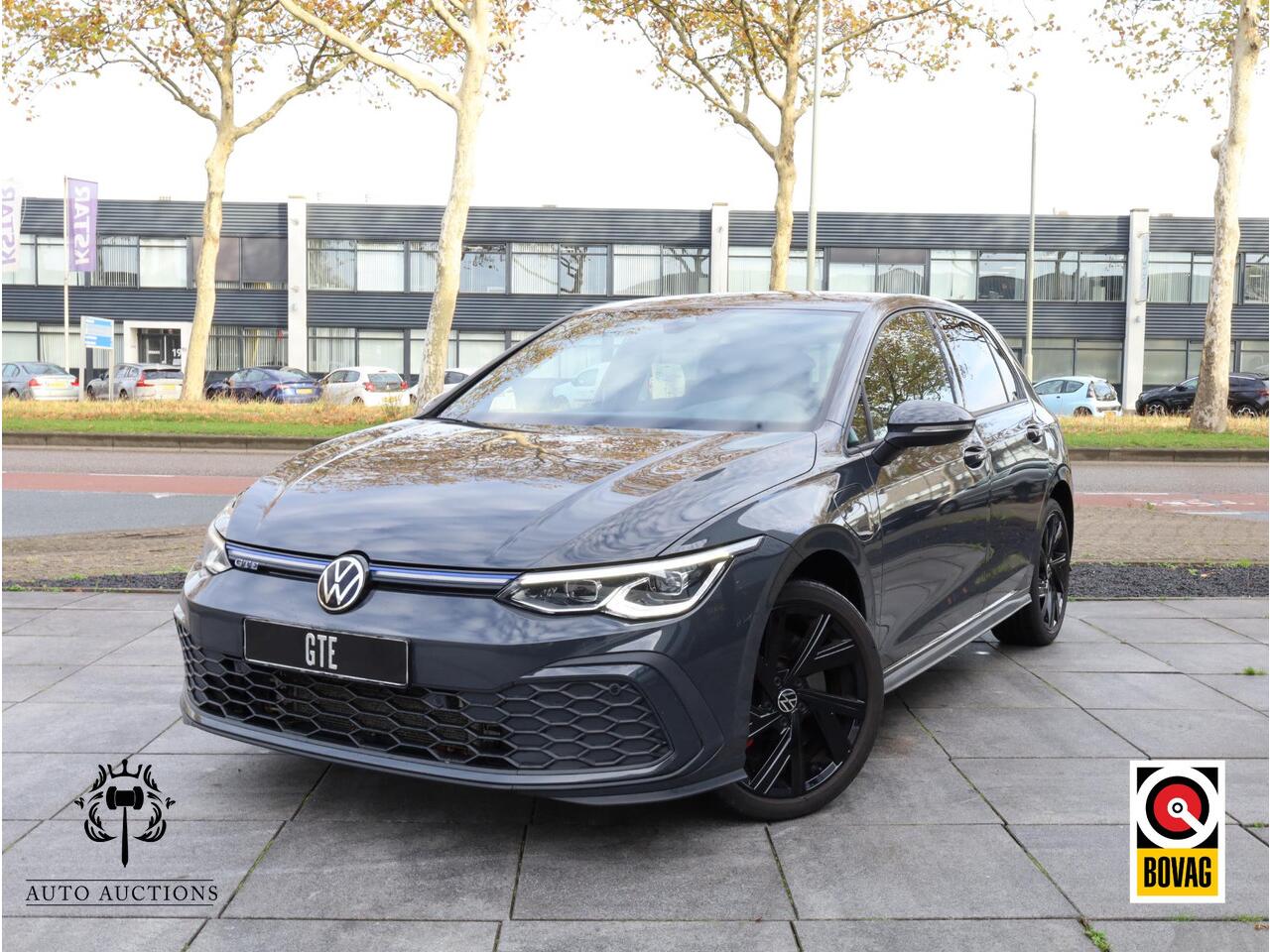 Volkswagen GOLF GTE 1.4 eHybrid 245PK | Achteruitrijcamera | Stoel&Stuurverwarming | Carplay/Android | 18"Inch |