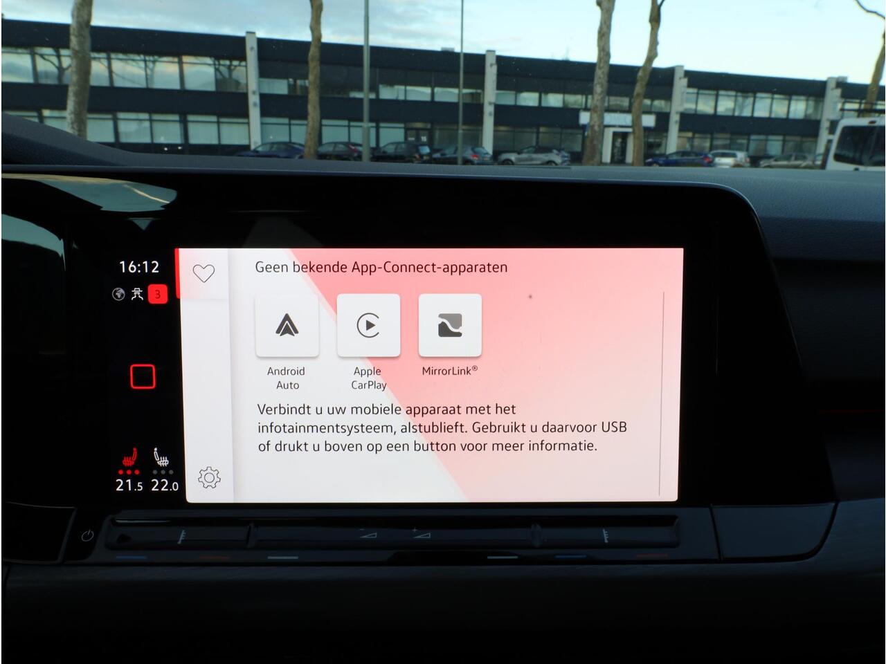 Volkswagen GOLF 1.4 eHybrid PHEV 204PK | Keyless | Camera | Memory | Massage | Adaptive Cruise | Getint Glas |