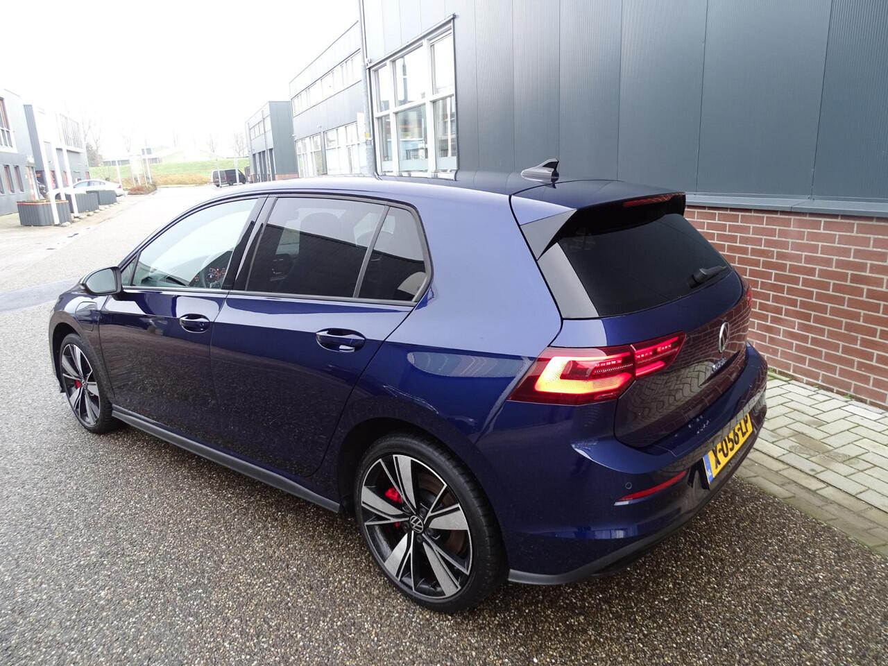 Volkswagen GOLF 1.4 eHybrid GTE FULL LED PAKKET | WINTER PAKKET | R-LINE | NAVIAGTIE | ACHTERUIT RIJ CAMERA | AFNEEMBARE TREKHAAK | SFEER VERLICHTING |