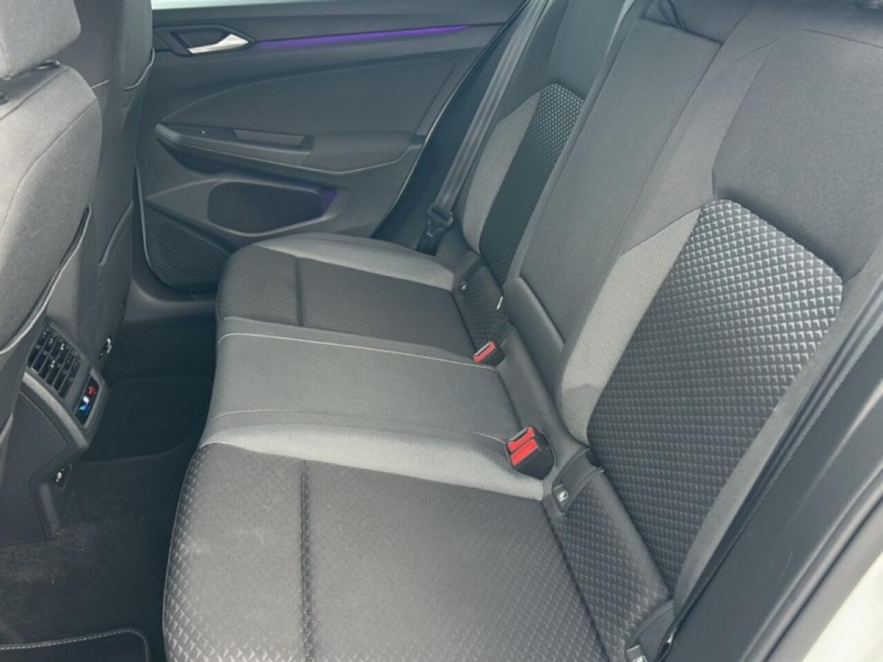 Volkswagen GOLF 1.5 TSI LIFE ACTIVE TREKHAAK/CAMERA/NAVI/CARPLAY/ACC/STOEL-STUURVERW