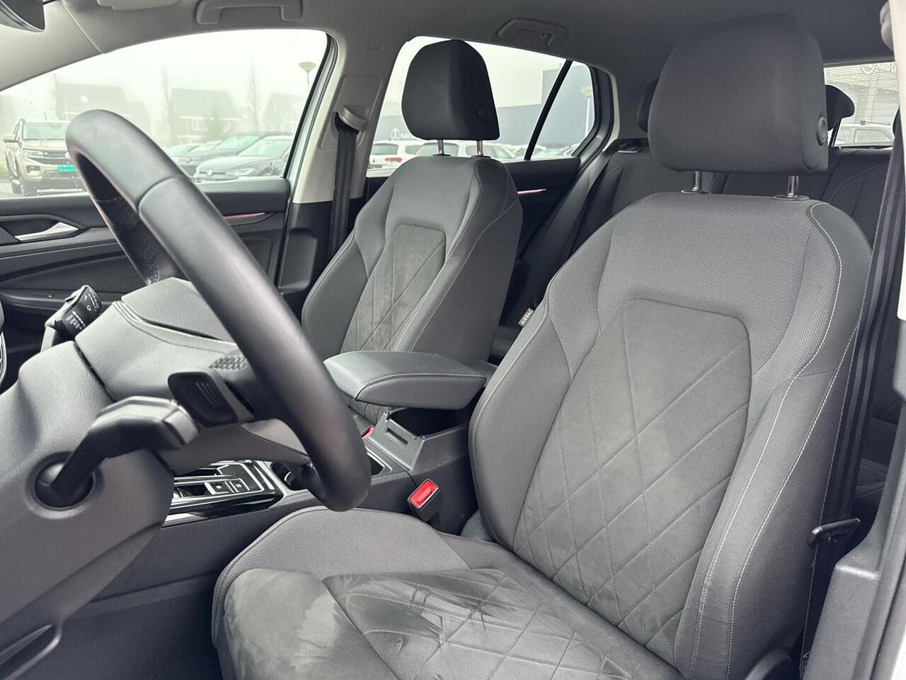 Volkswagen GOLF 1.4 eHybrid Style | PHEV | 204 pk | A-Camera | SOH 100% |