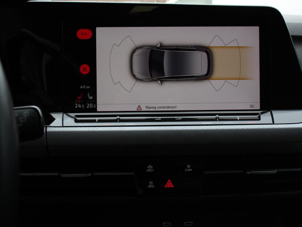 Volkswagen GOLF 1.0 eTSI 110pk DSG Active | Panorama dak | Navigatie | Climate Control | Camera | Adaptive Cruise Control | Virtual Cockpit | Stoelverwarming | Extra Getint Glas