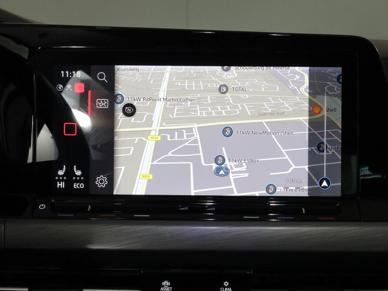 Volkswagen GOLF 1.4 eHybrid Style 204 pk Automaat (DSG) | Navigatie | Panoramadak | Parkeersensoren (Park assist) | Achteruitrijcamera | Stoelverwarming | Head-up display |