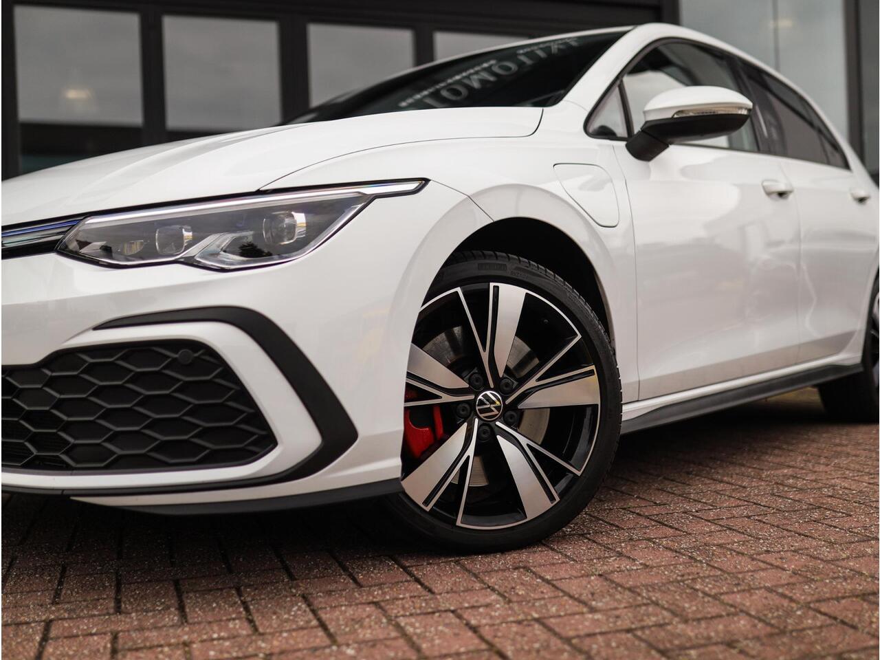 Volkswagen GOLF 1.4 eHybrid GTE | Stoel/Stuurverw. | Carplay | ACC | PDC | 3-Zone Airco