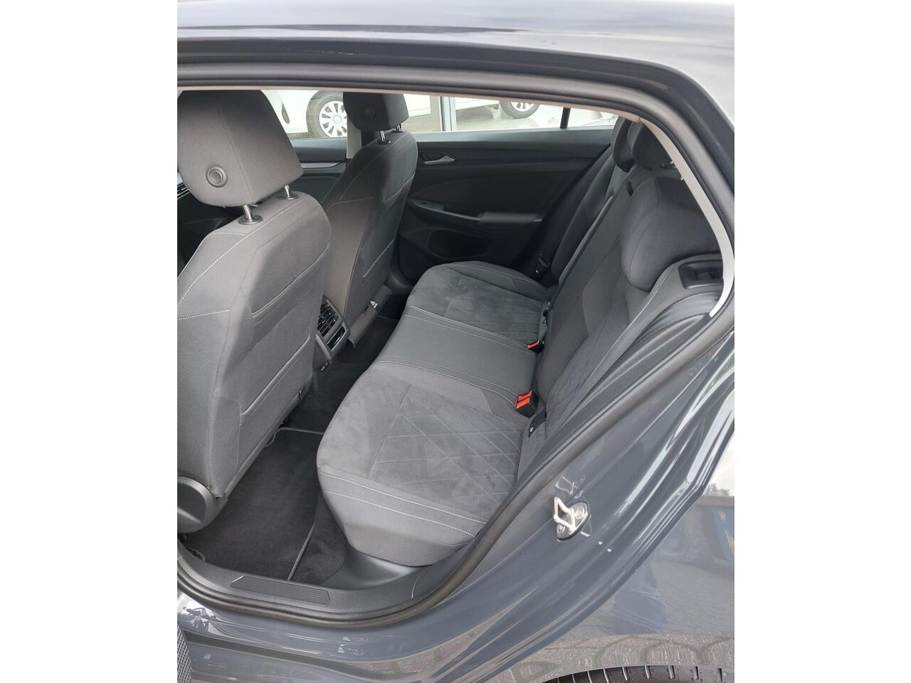 Volkswagen GOLF 1.4 eHybrid Style