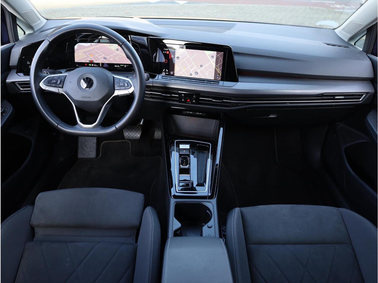 Volkswagen GOLF 1.4 eHybrid PHEV 204PK | Head-up | Camera | Memory | Adaptive Cruise | Stoel&Stuurverwarming | Massage |