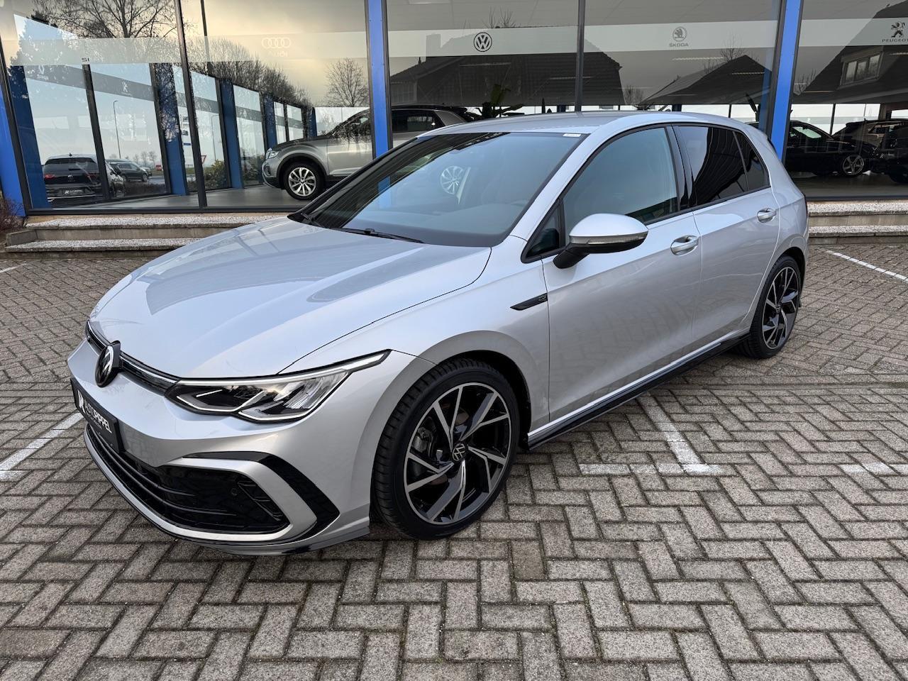 Volkswagen GOLF 1.5 eTSI R-Line 150pk | DSG | 17"LMV | ACC | LED | Camera | 1e Eig. | Mooi!