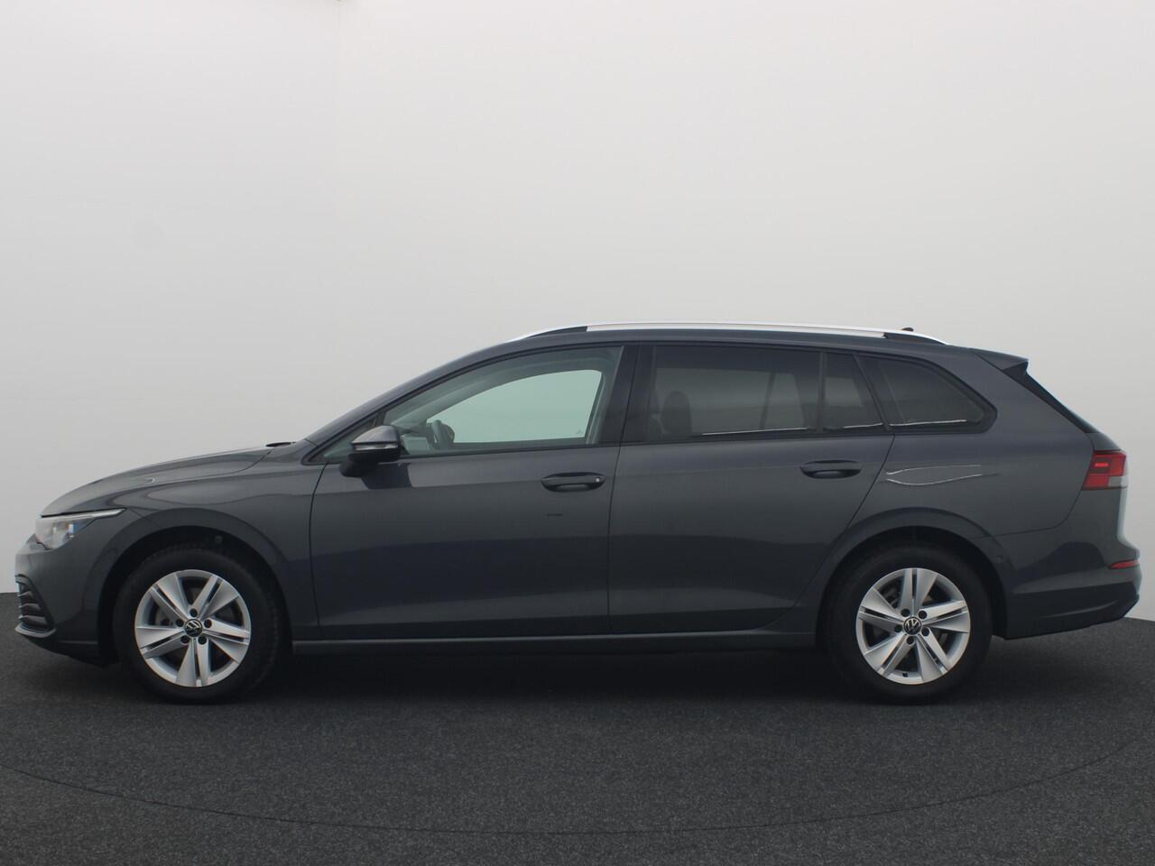 Volkswagen GOLF Variant 1.5 eTSI Life Business AUTOMAAT / TREKHAAK / FULL LED / CARPLAY / STOELVERW / STUURVERW / NAVI / ACC / NL-AUTO