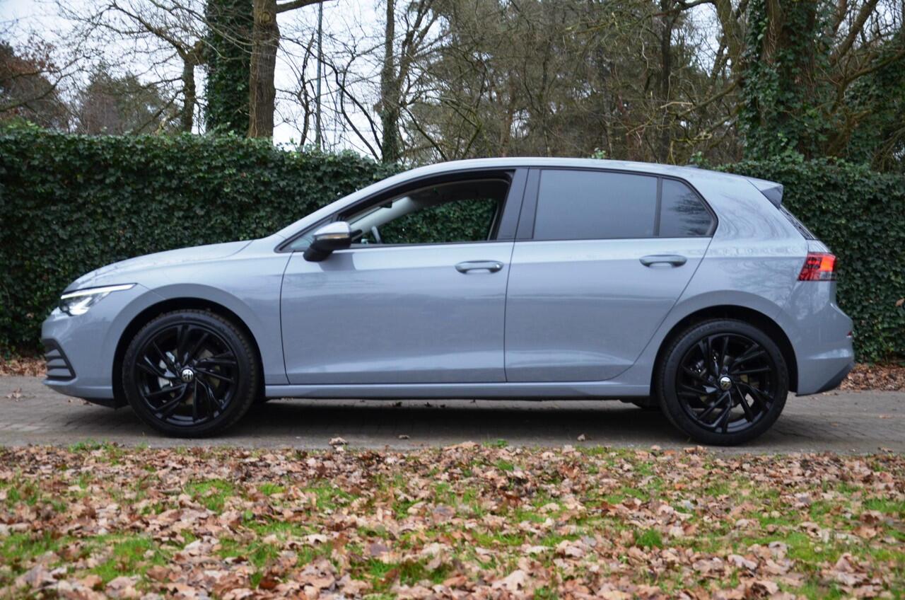Volkswagen GOLF 1.0 eTSI Life Automaat/Navi/Pdc/Ecc/Panoramadak/Apple Carplay/Android Auto/Cr-Controle/Privacy-Glass/18-Inch-Lmv/virtueel dashboard