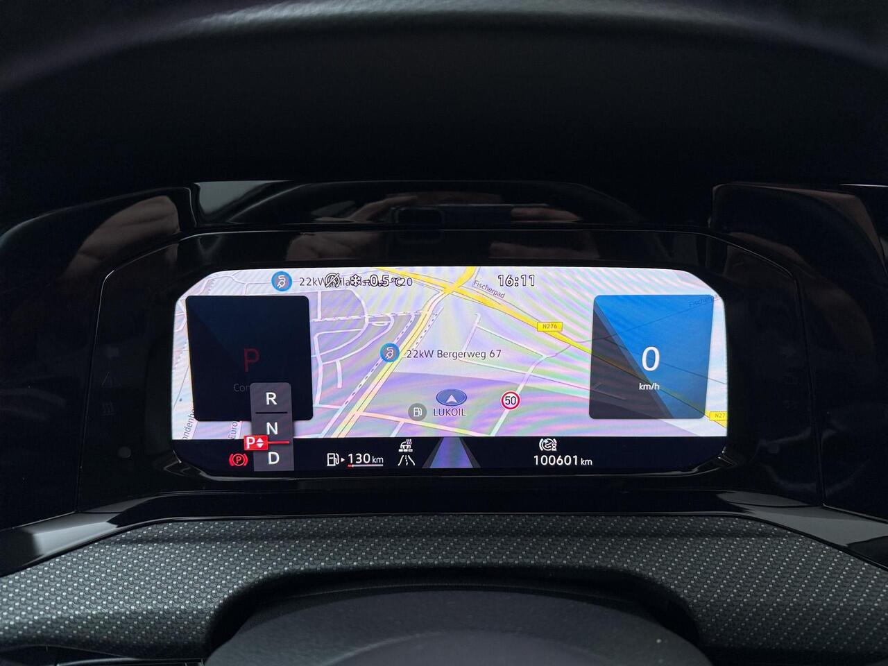 Volkswagen GOLF 1.5 eTSI R-Line Business+ | 150 PK | Automaat | Multifunctioneel stuurwiel | Cruisecontrol | Stoelverwarming |