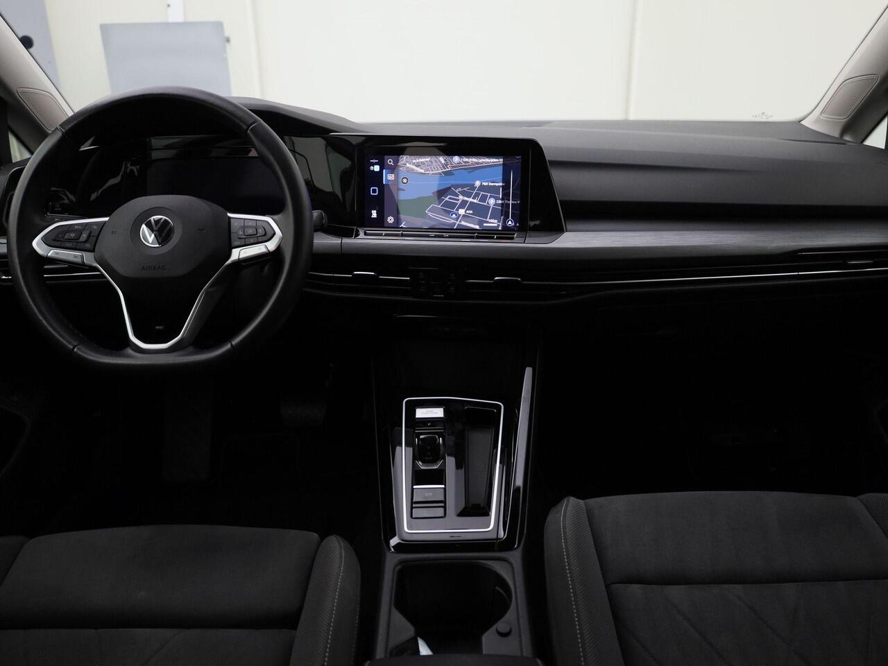 Volkswagen GOLF 1.4eHybrid 150kW/204PK Style DSG · Camera + Parkeersensoren · Navigatie · Massagefunctie · Apple/Android