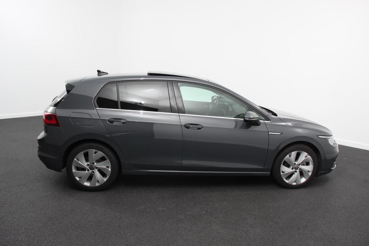 Volkswagen GOLF 1.5 eTSI DSG Style 150Pk | Panoramadak | Navigatie | Digitale Cockpit | Adaptive Cruise Control | Lane/Side/Travel Assist | LED Matrix | Camera |