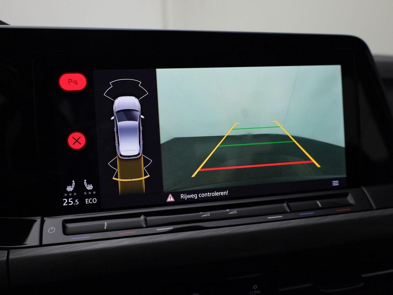 Volkswagen GOLF 1.4eHybrid 150kW/204PK Style DSG · Navigatie · Camera + Parkeersensoren · Stoel- & stuurverwarming