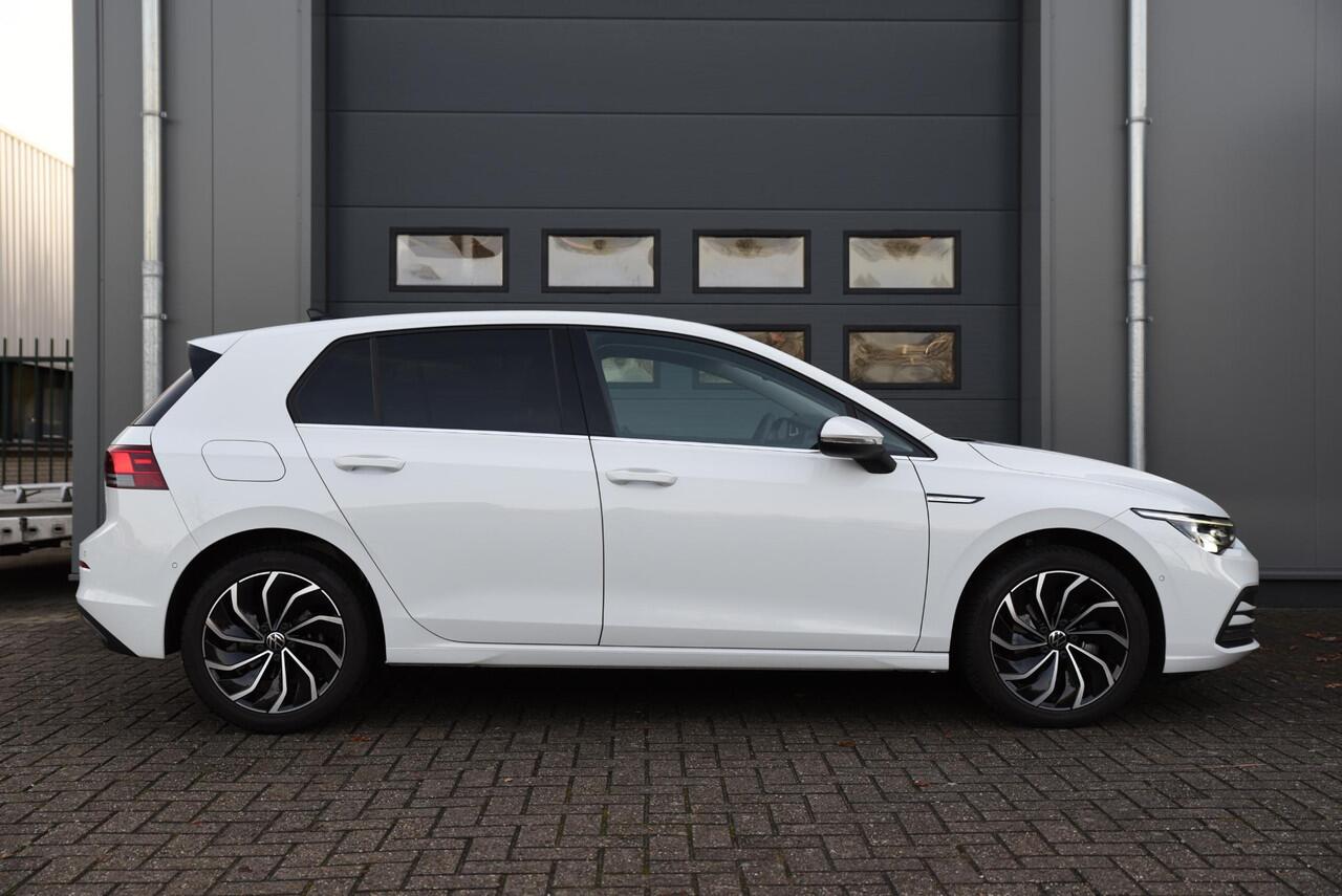 Volkswagen GOLF 1.5 eTSI Style 150PK