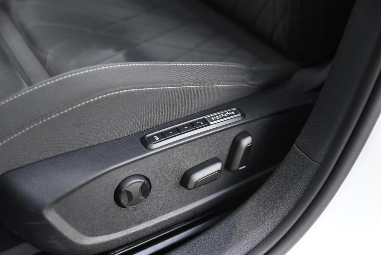 Volkswagen GOLF 1.5 eTSI Style 150PK