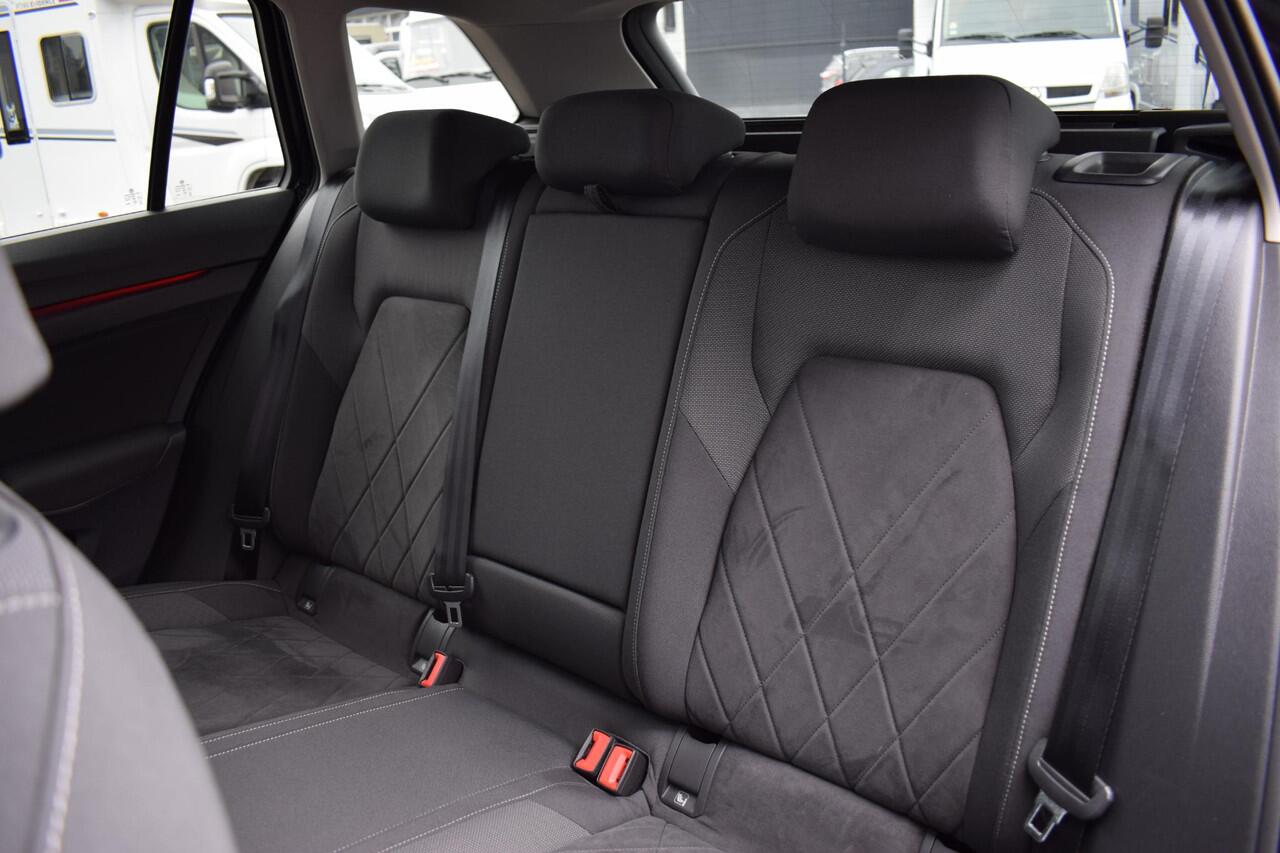 Volkswagen GOLF Variant 1.0 eTSI Life Business | Stuur- en Stoelverw. | Sportstoelen | LED | Massage