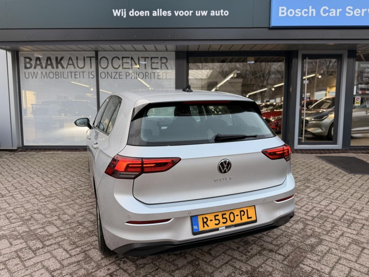 Volkswagen GOLF 1.0 TSI Life | Navi | Camera | Adaptive cruise