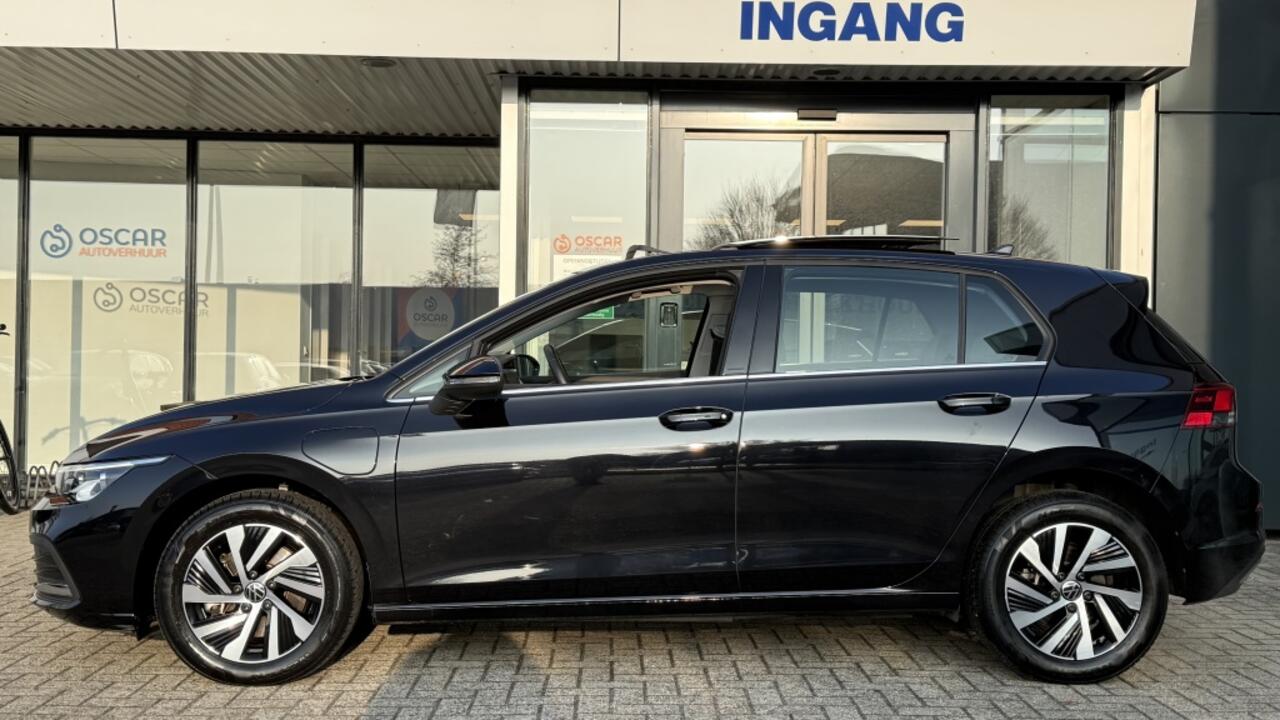 Volkswagen GOLF 1.4 eHybrid | Pano | Navi | Virtual Cockpit | Sfeer