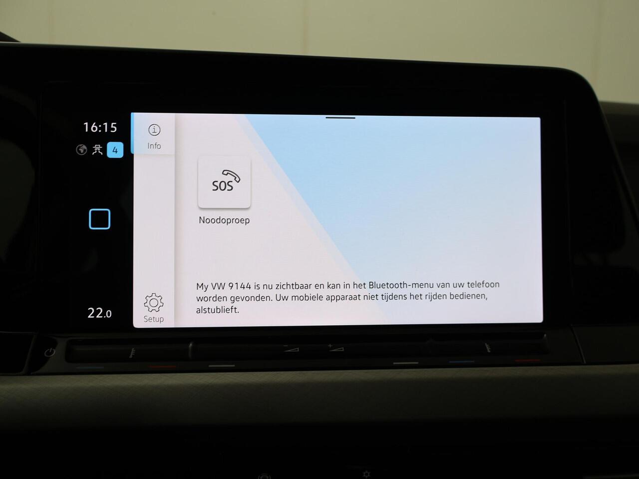 Volkswagen GOLF Variant 1.0 TSI Life | 110 PK | Achteruitrijcamera | Navigatiesysteem | Adaptive cruise control |